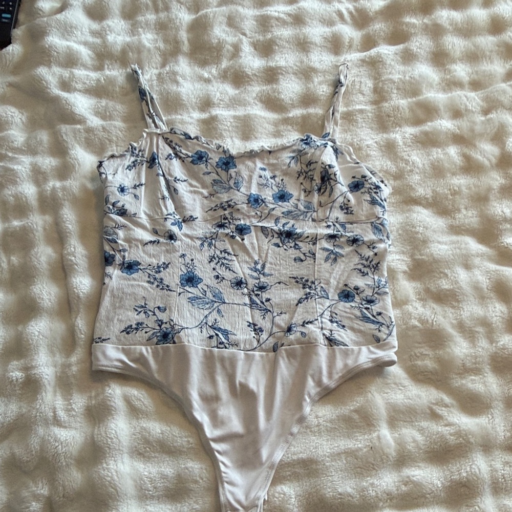 Floral Print White & Blue Sleeveless Bodysuit